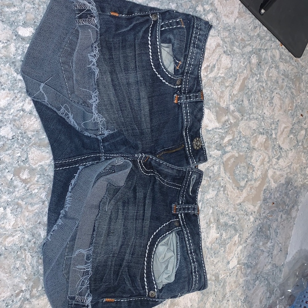 Mudd jean shorts size 9